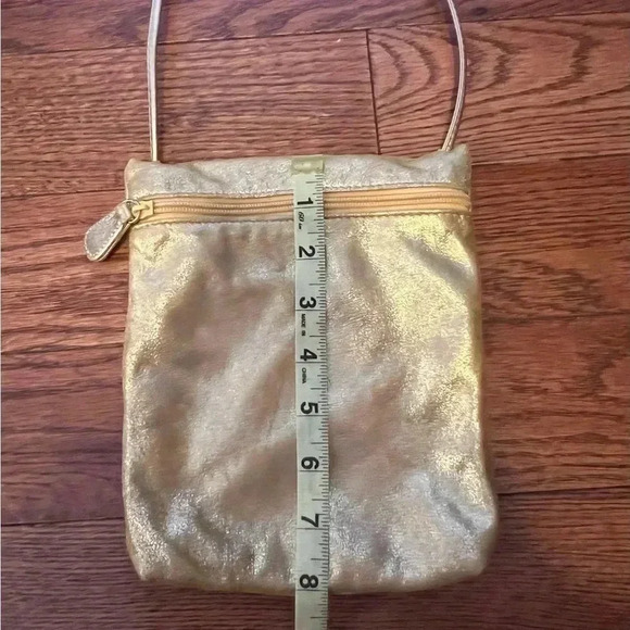 VTG Carlos Falchis Metallic Gold Mini Crossbody Bag - Picture 4 of 14